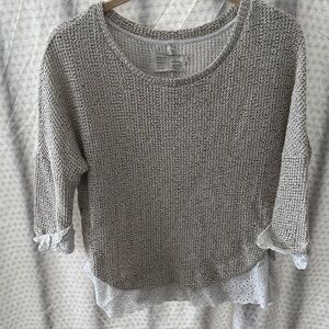 Women's Gray Sweater with White Accents
